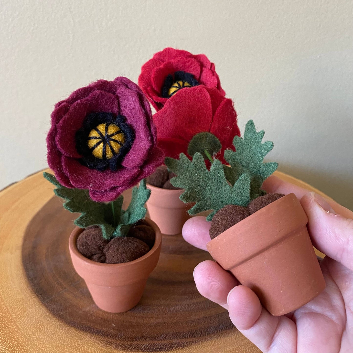 Poppy Felt Forever Flower (August Birth Month Flower): Red