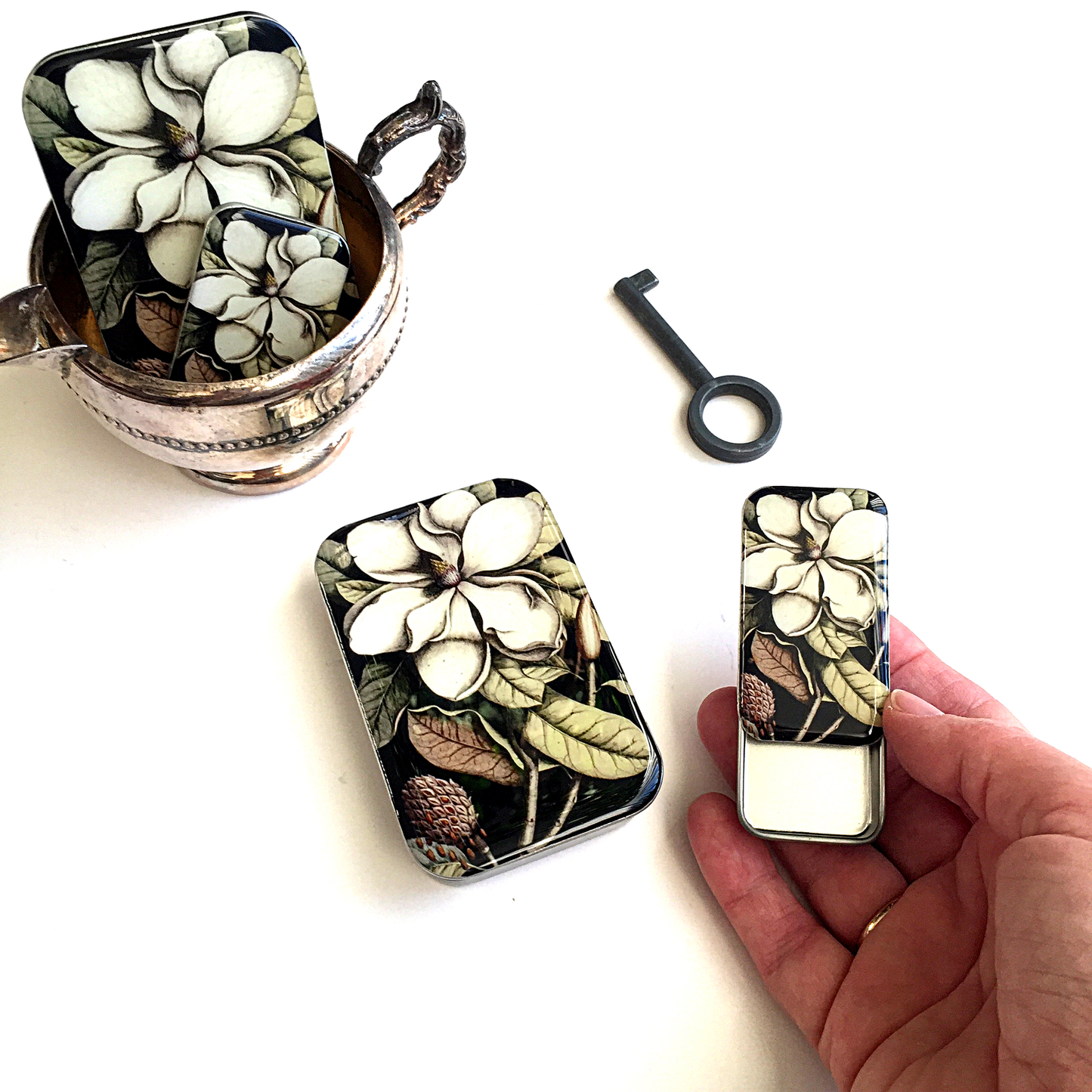 Magnolia Tin: Small