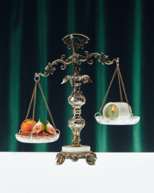 Figure Eight Candle 6.7 oz