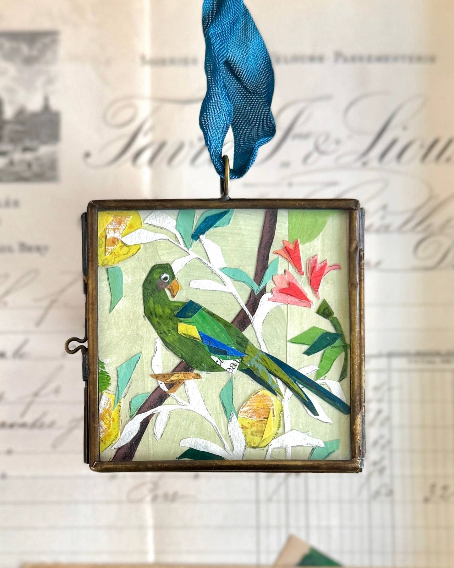 Virdi Parrot ~ Art Locket Ornament Chinoiserie Handmade