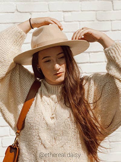 Camp Hollow Alpaca Necklace