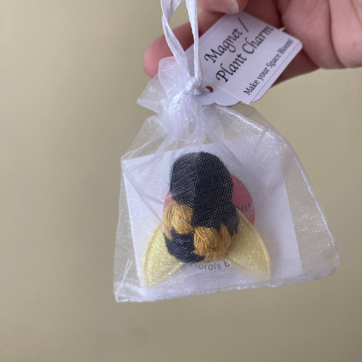 Plant Charm/Magnet (Macrame Bee): White Wing Small