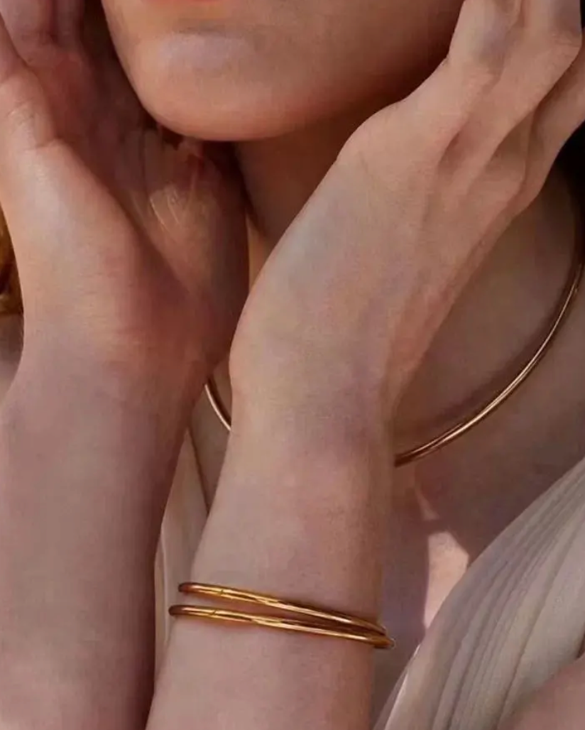 Sofia-Hinge Bangle 14K Gold Stainless Steel Waterproof: Yellow Gold