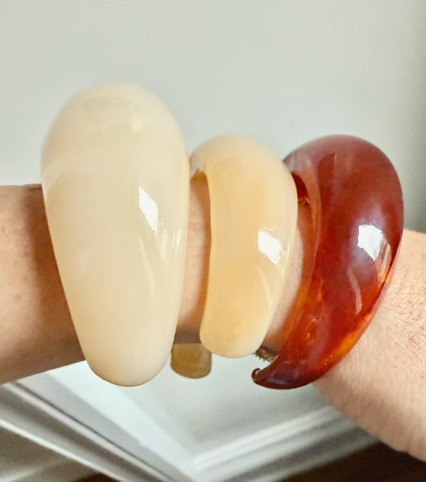 Loose Lucite Cuff Bangle- Italian Resin Bracelet: Tortoise / Medium