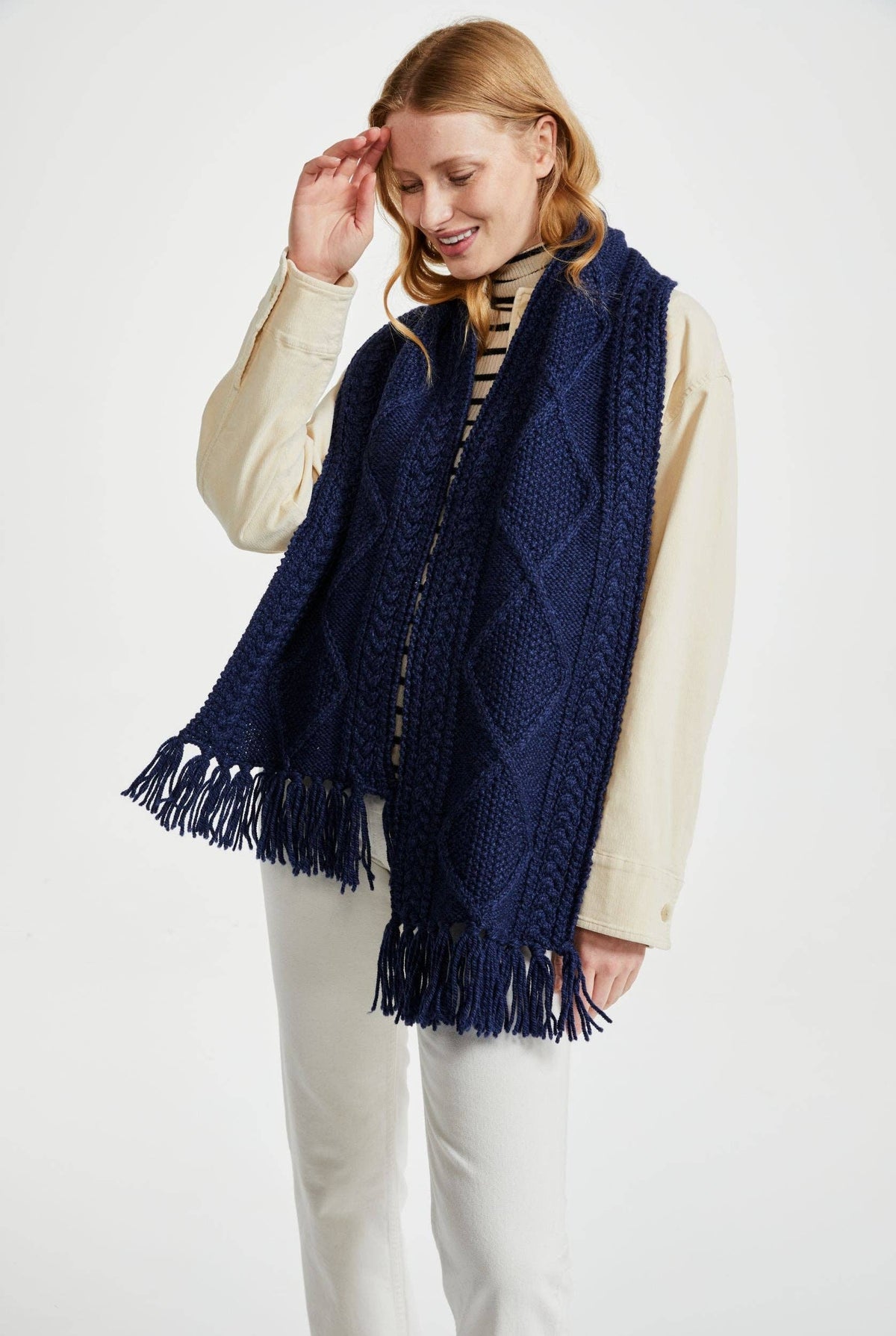 Kinard Aran Scarf - Navy: One Size