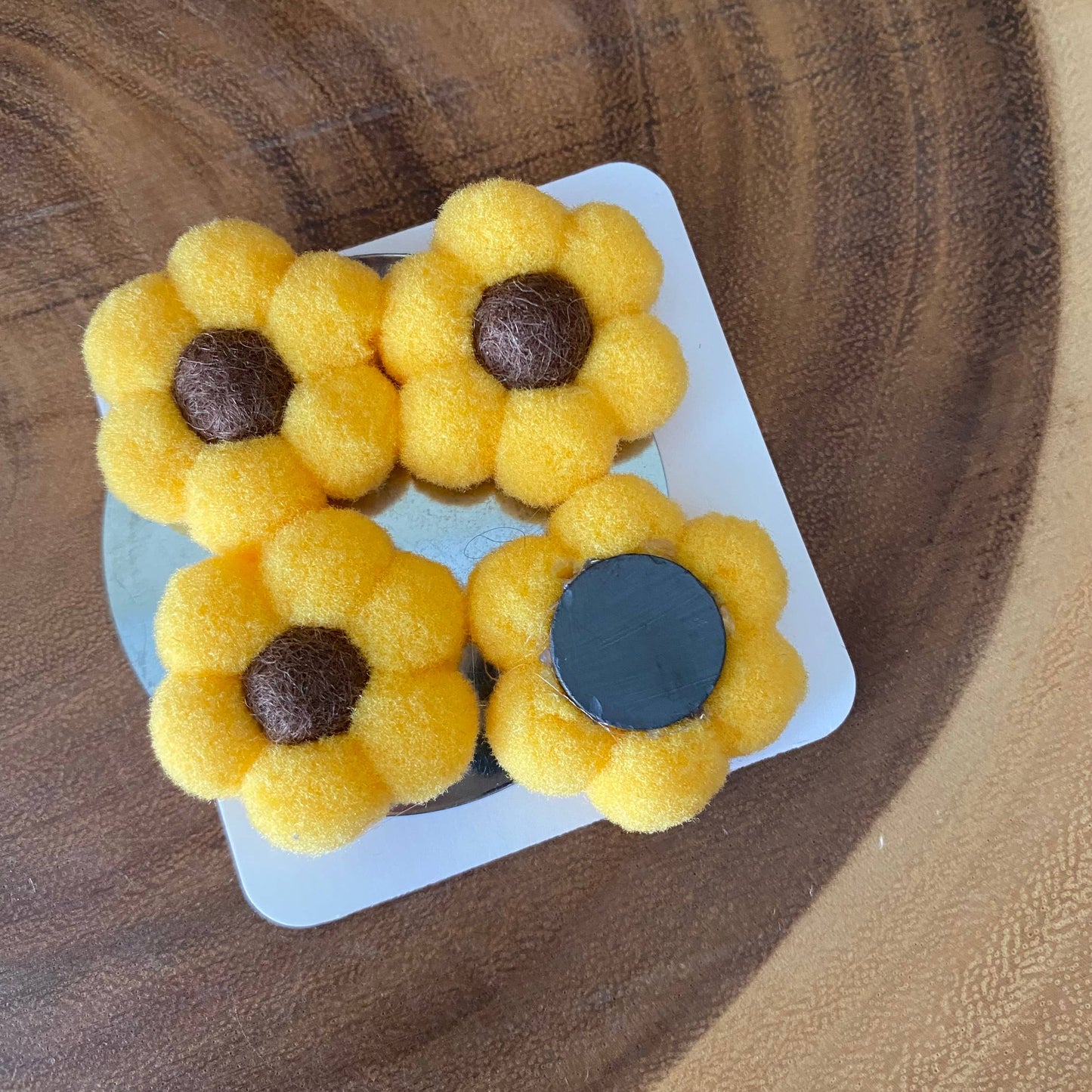 Flower Magnets/ Handmade Pompom & Felt Flower Magnet set: Sunflower
