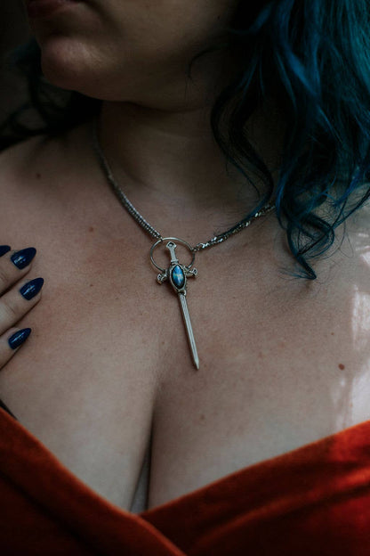 Amren Sword Necklace – Labradorite & Sterling Silver