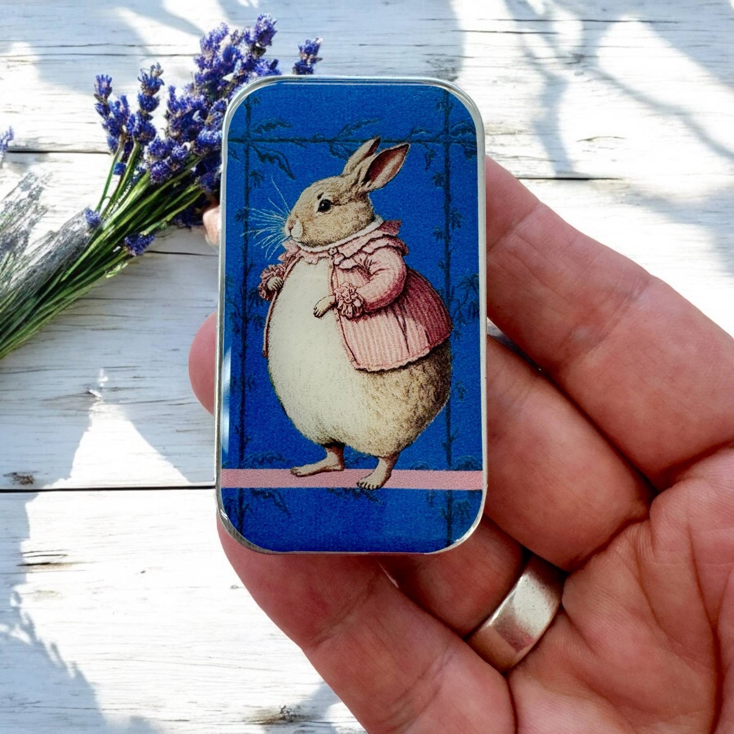 Small Lady Bunbury, Bunny Notions Tin