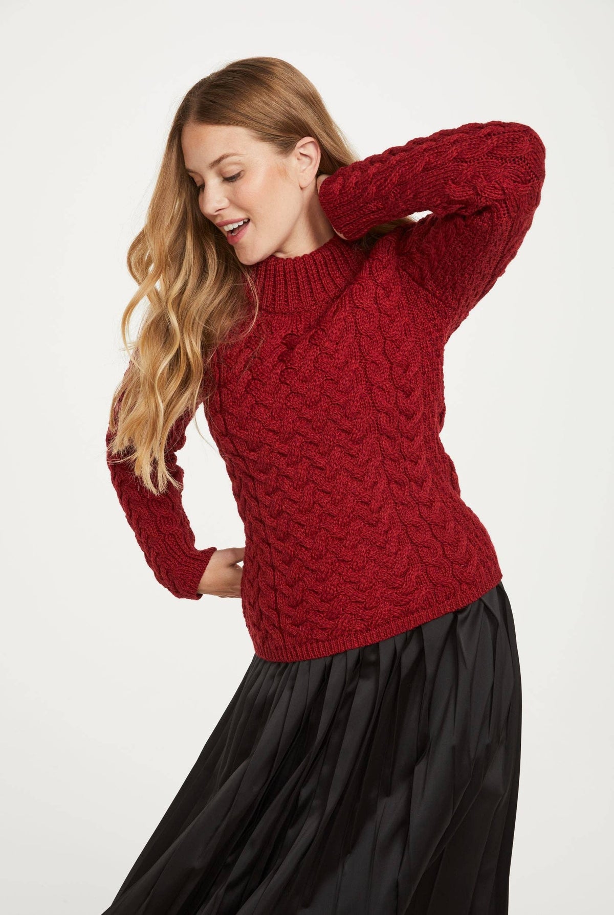 Knightstown Ladies Merino Aran Crew Sweater - Red: XS