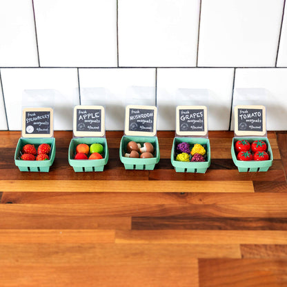 Colorful STRAWBERRY magnets ICONIC packaging s/4