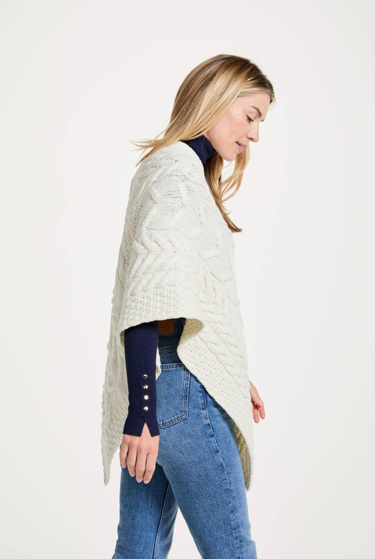 Aasleagh Falls Ladies Aran Poncho - Cream: One Size