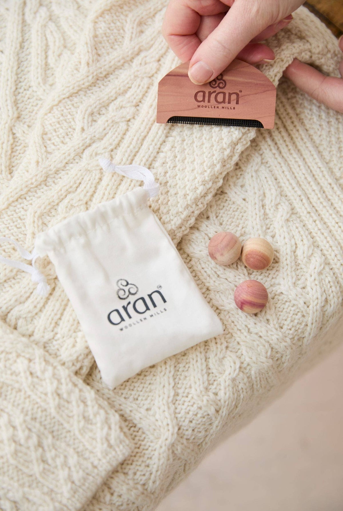 The Aran Care Set: ONE SIZE
