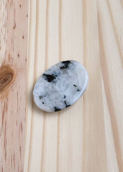 Palm Stone | Rainbow Moonstone
