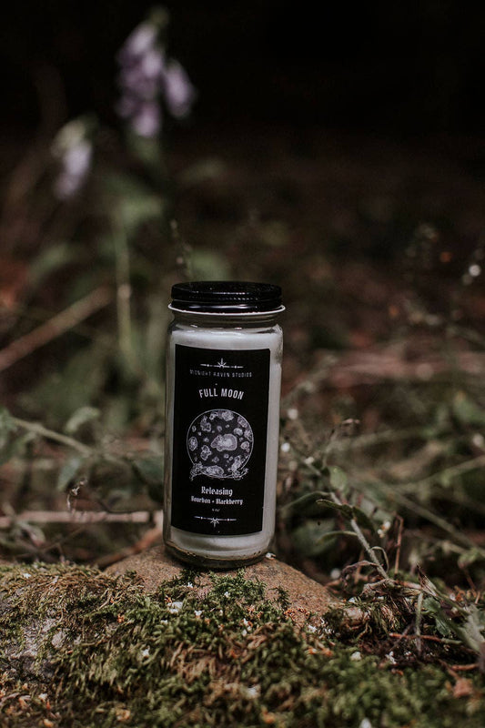 Full Moon Releasing Candle – Blackberry & Bourbon: 8oz Manifestation Candle