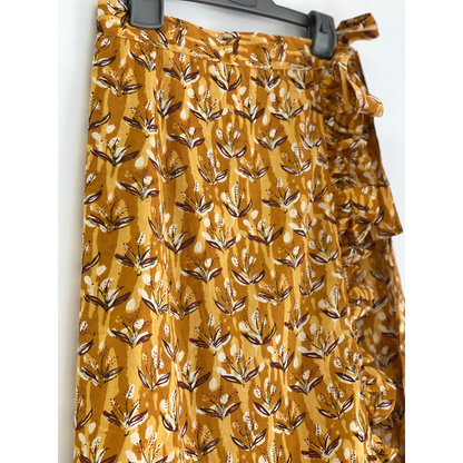 Wrap Skirt with ruffle