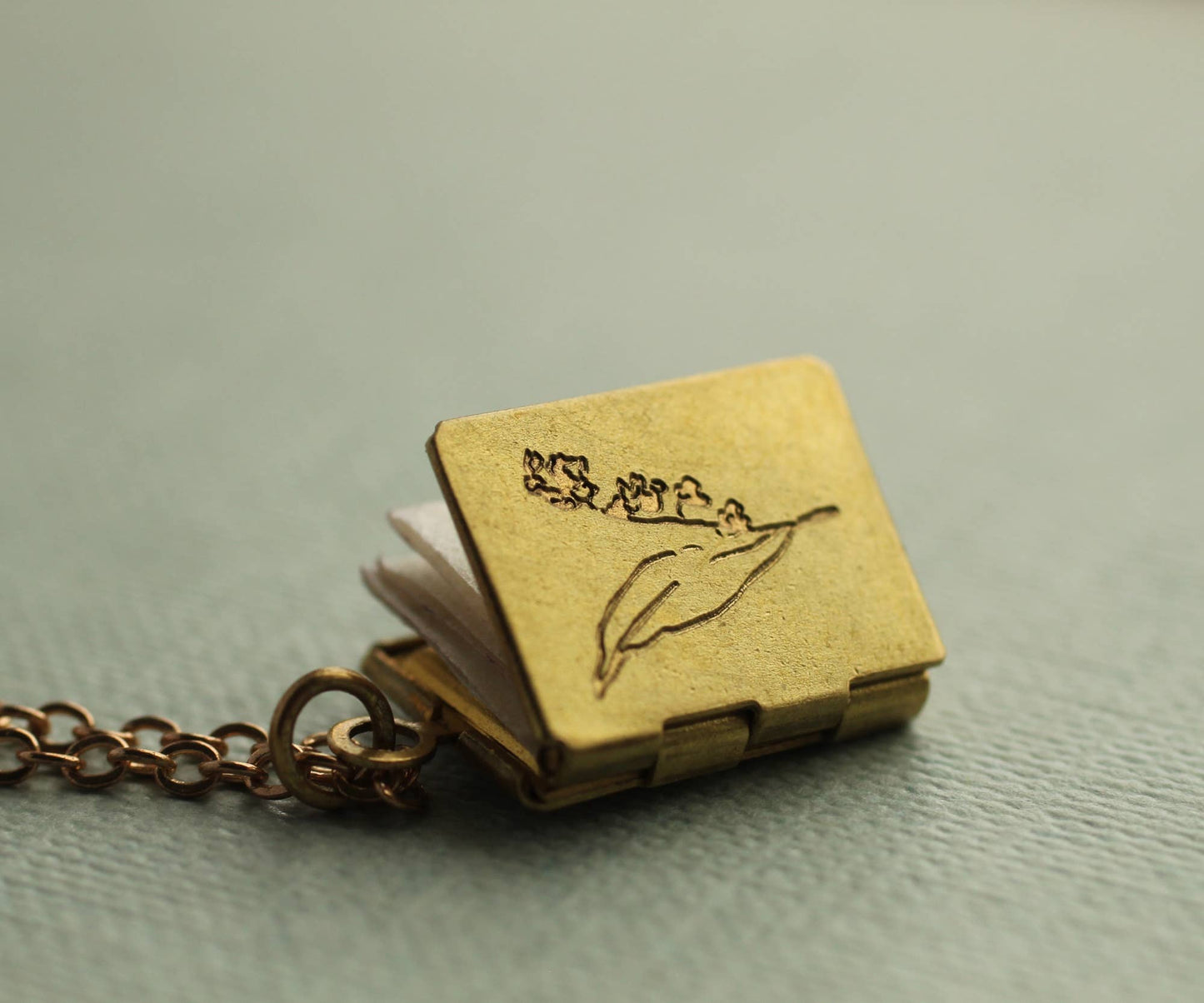 Engraved Wildflower Book Locket: Blank Paper Message / 20 / Standard Motif - Lily of the Valley
