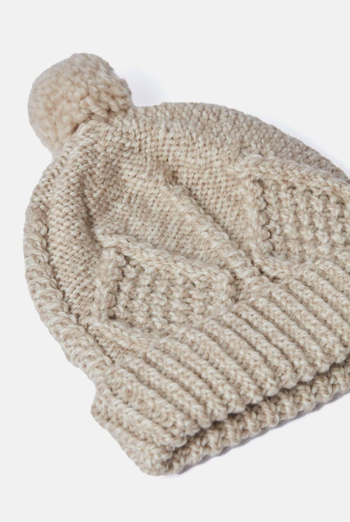 Doogea Childrens Aran Ski Hat -Oat: ONE SIZE