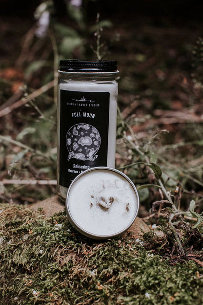 Full Moon Releasing Candle – Blackberry & Bourbon: 8oz Manifestation Candle