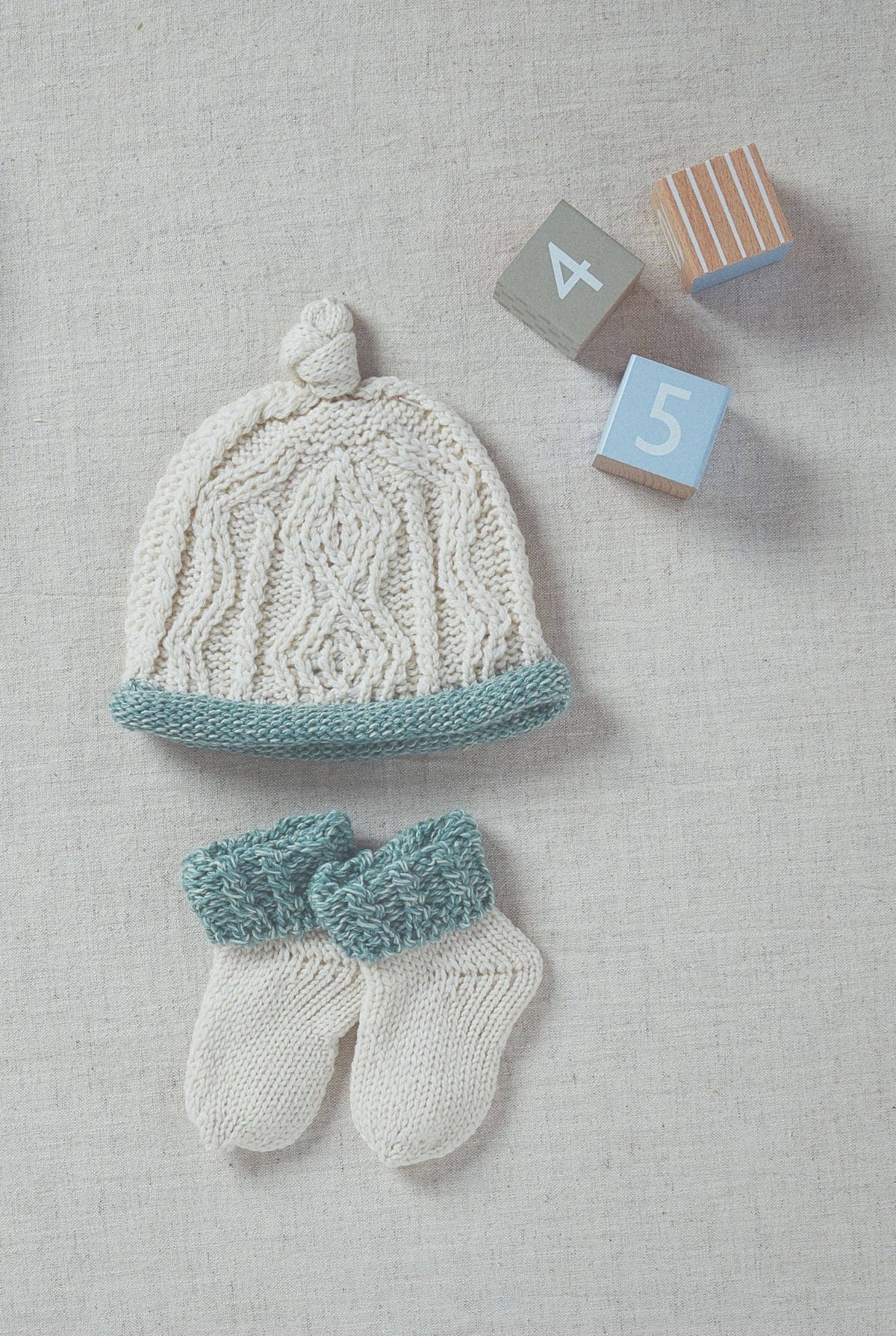 Trá Beag Baby Merino Aran Hat - Seafoam: ONE SIZE