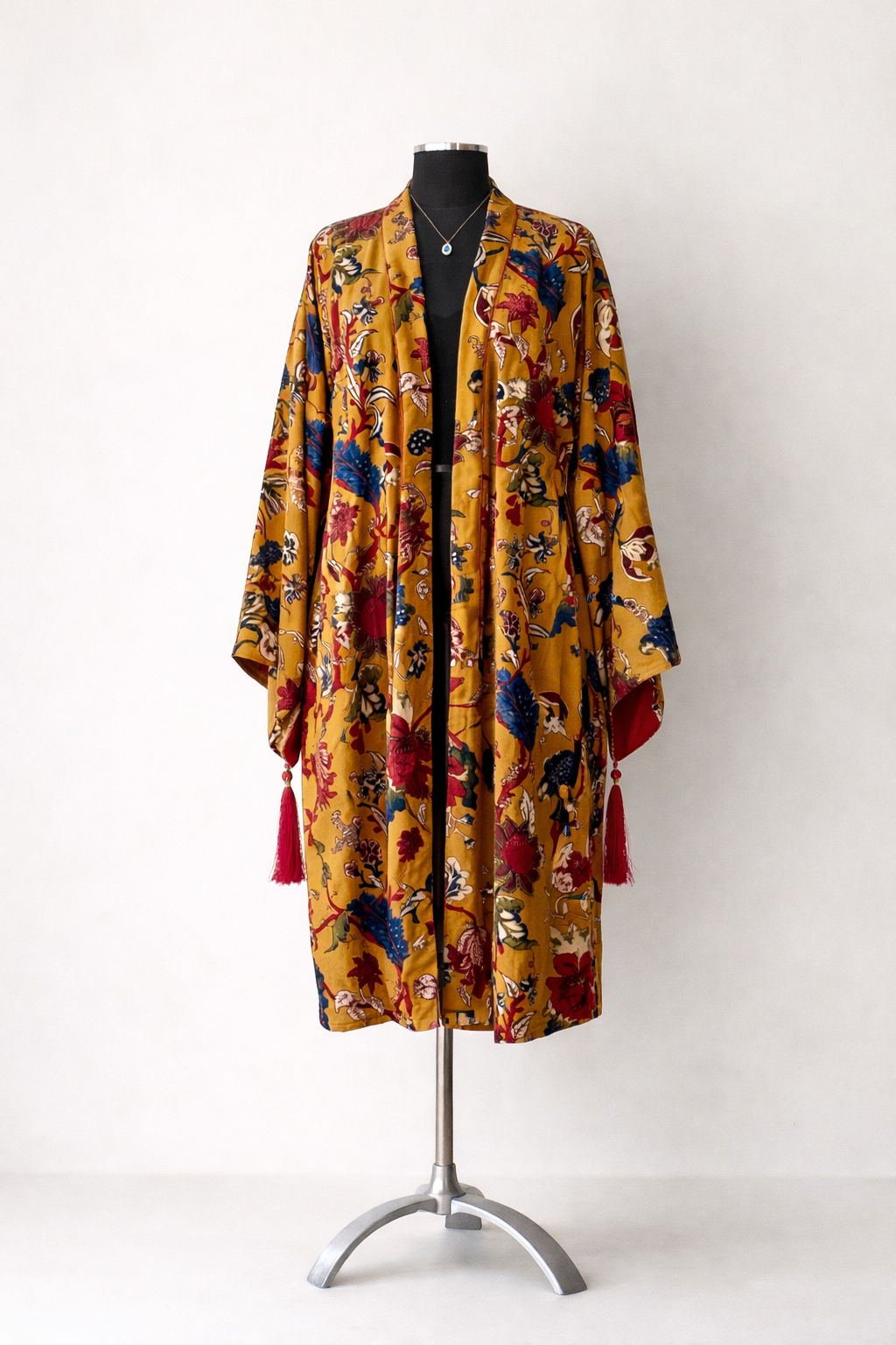 VELVET KIMONO WITH TASSLES