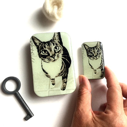 Cat Tin, Knitting Notions Tin: Small