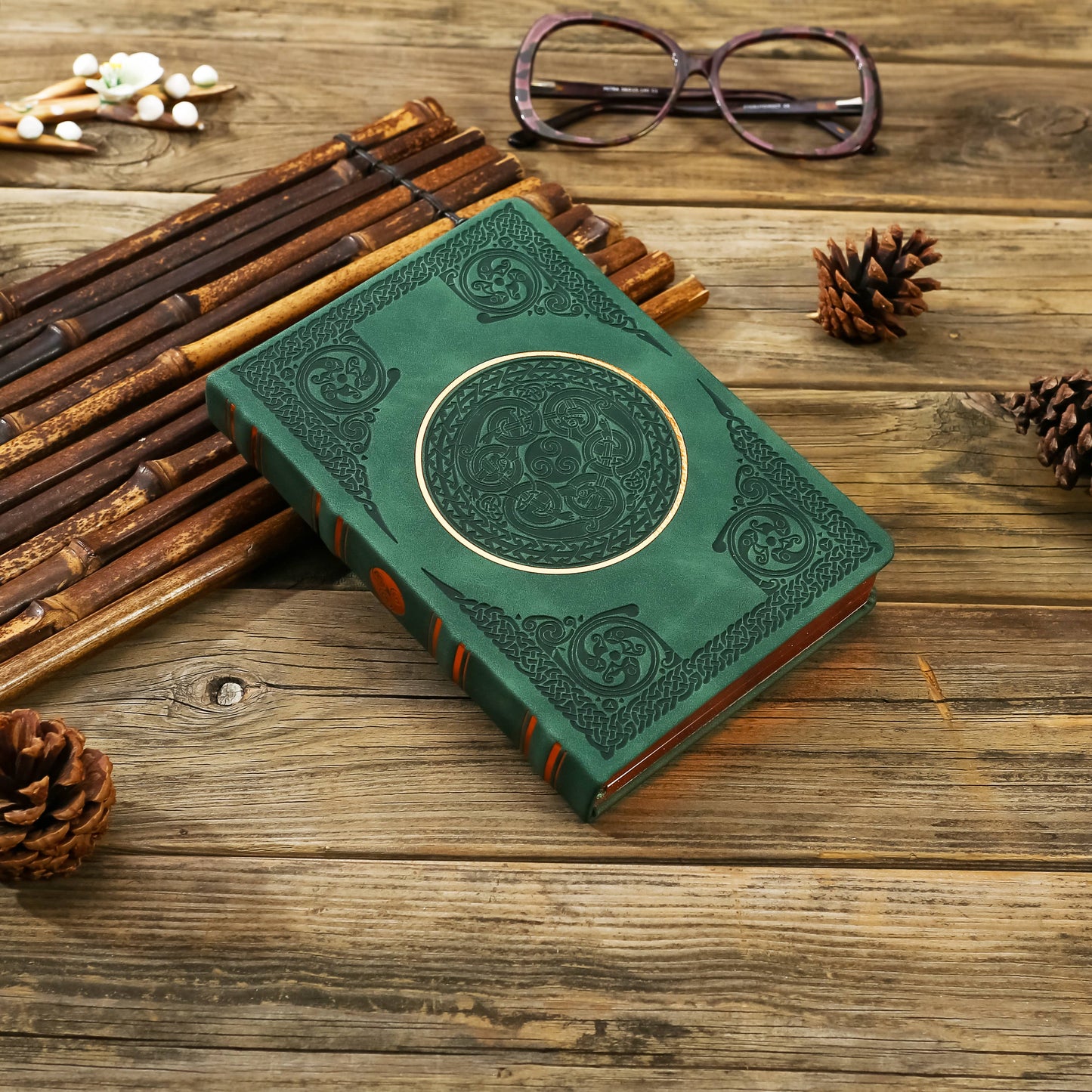 Vintage Classic Style Journal Vegan Leather - Celtic Green