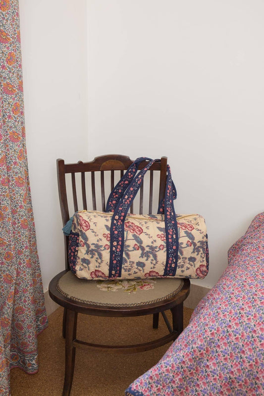 Vaeva 24-Hour Travel Bag