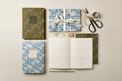 Blue Flora Weekly Planner