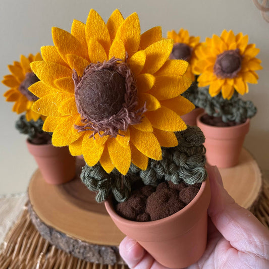 Handmade Forever Felt Sunflower with Macrame Knotted Leaves: Regular
