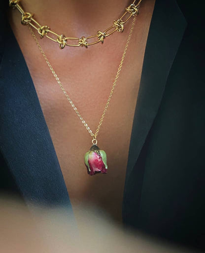 Rose Necklace: Red / Gold