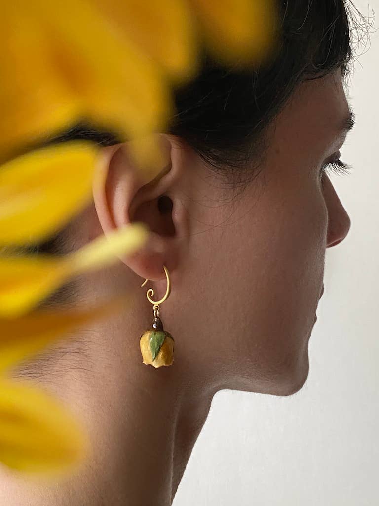 Rose Hoop Earrings: Pink / Gold