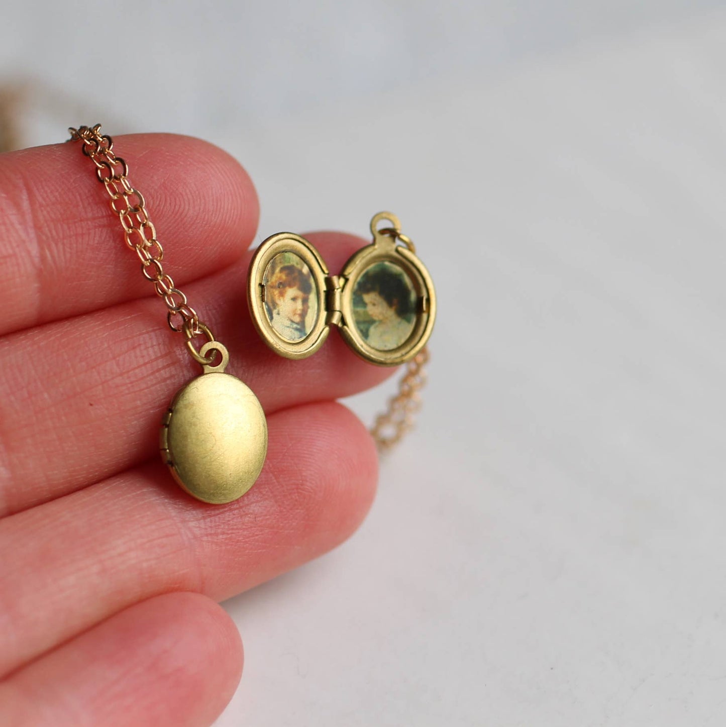 Tiny Oval Engraved Botanical Brass Locket: 20" / Standard Engraving - Thistle