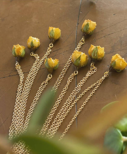 Rose Necklace: Red / Gold
