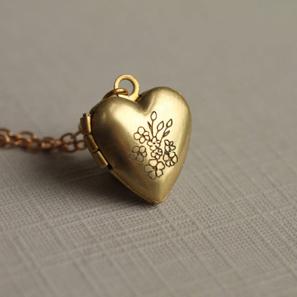 Tiny Heart Locket Necklace - Forget-Me-Not