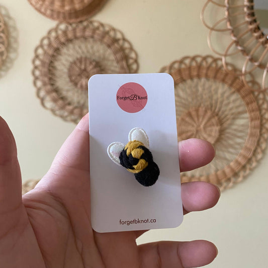 Plant Charm/Magnet (Macrame Bee): White Wing Small