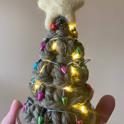 Holiday LIGHTED Mini Macrame Tree Working Fairy Lights: White / Avocado Brighter Green