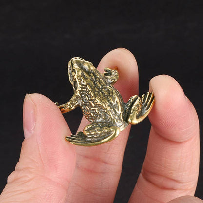 Brass Toad Artwork Ornament Miniature Model: A / Dark
